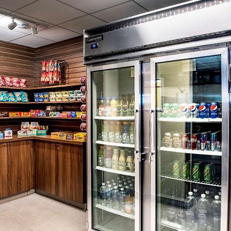 凯瑞华晟套房酒店 温尼伯 外观 照片