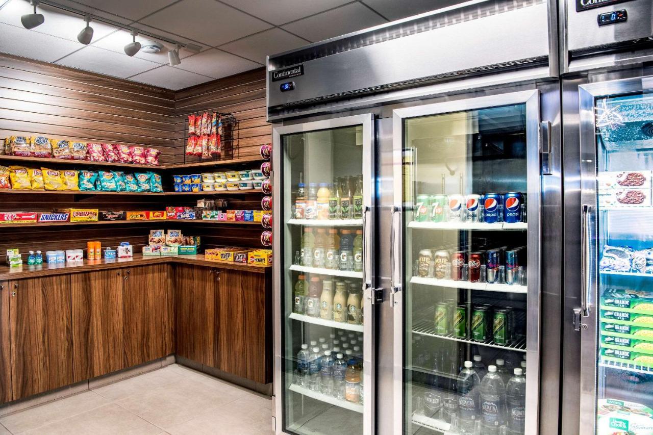 凯瑞华晟套房酒店 温尼伯 外观 照片